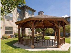 Dallas apartment for rent - a gazebo in the yard of a house
