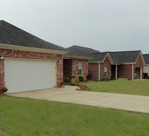 Columbus apartment for rent - a house with a white garage door in front of it