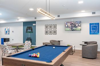 The valcove game room