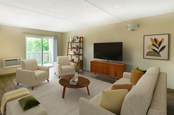 Private patio/balcony (select homes)