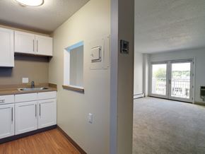 Beverly apartment for rent - Kitchen at Jaclen Tower, Beverly, Massachusetts