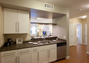 Marshfield apartment for rent - Kitchen at Ocean Shores Apartments in Marshfield, MA