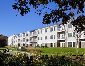 Marshfield apartment for rent - Exterior View at  Ocean Shores Apartments in Marshfield, MA
