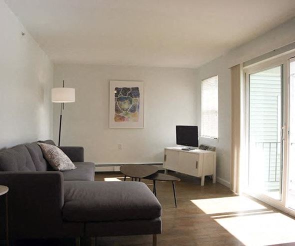 Duxbury apartment for rent - Living Room with Couch at The Oak at Island Creek Village, Massachusetts