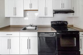 Maynard apartment for rent - Modern Fully Appliance Kitchens at Summerhill Glen, Maynard, MA