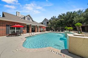 San Marcos apartment for rent - RESORT STYLE POOL