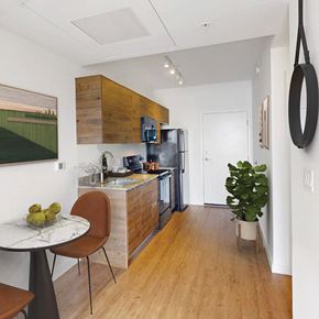 Miami townhouse for rent - Kitchen at Douglas Enclave located in Miami, FL.