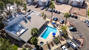 Tucson apartment for rent - Arial view of the pool at Desert Springs Apartments.