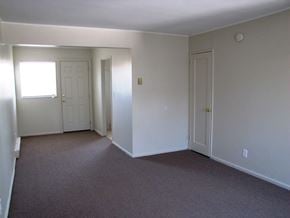 New London apartment for rent - Living Room