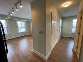 New Milford apartment for rent - Entryway