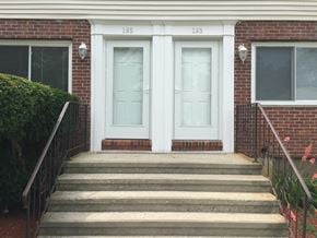New London apartment for rent - Front Entrance