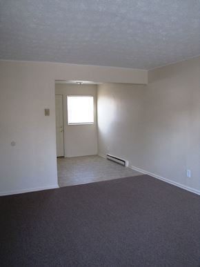 New London apartment for rent - Main Entrance