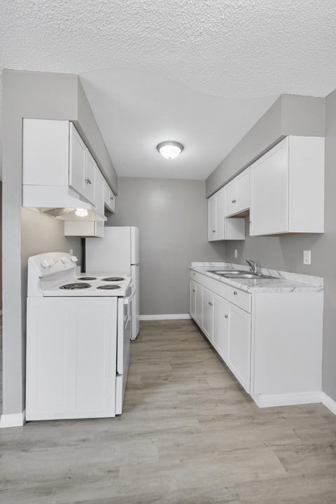 Floor plan for 2 beds, 1 bath, 750 sqft