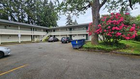 Lakewood apartment for rent - the building where the hotel is located