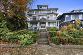 Tacoma apartment for rent - Blackwell Apartments property