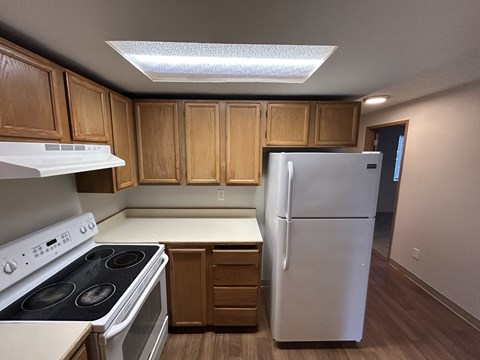 Floor plan for 2 beds, 1 bath, 1000 sqft