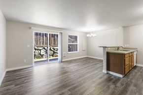 Tacoma townhouse for rent - 3 Bedroom Townhome