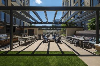 Courtyard at kingston at mclean crossing