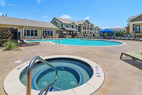 Longview apartment for rent - Relaxing Swimming Pool at Wellington Grande Apartment Homes, Longview, TX, 75605