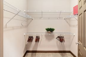 Bossier City apartment for rent - our spacious walk in closets at Kingston Crossing Apartment Homes, Bossier City