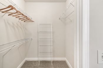 Walk-in closet