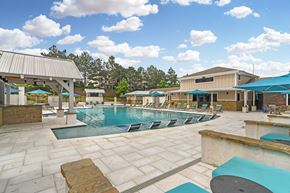 Hattiesburg apartment for rent - the swimming pool  at Parkwest Apartment Homes, Hattiesburg, MS