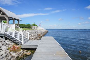 Boat dock 