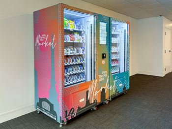 Market vending machine