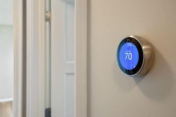 Nest thermostats with individually controlled central heating and cooling