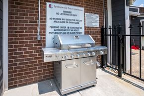 Louisville apartment for rent - Grill Station at Tymberwood Trace Apartments, Louisville