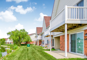 Indianapolis apartment for rent - Lush Green Landscape at Waterstone Place Apartments, Indianapolis