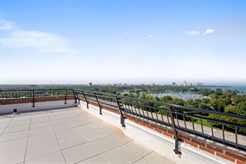 Scenic views of lake michigan and jackson park