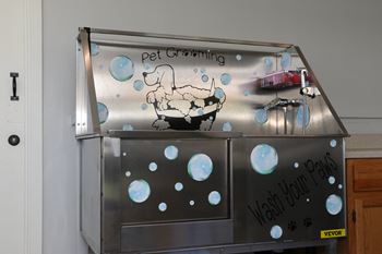 Dog washing station