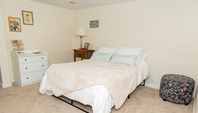 Pittsburgh apartment for rent - a bedroom with a bed and a dresser