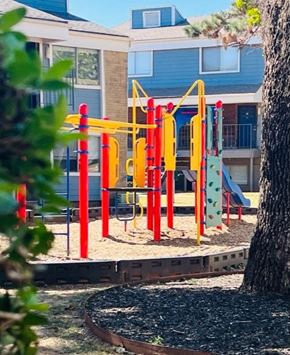 Del City townhouse for rent - Playground