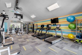Fitness center with access from 5am to 11 pm