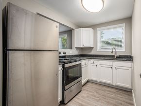Columbus apartment for rent - updated kitchen