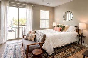 Columbus apartment for rent - a bedroom with a large bed and a window at Adelphi Quarter, Columbus, 43203