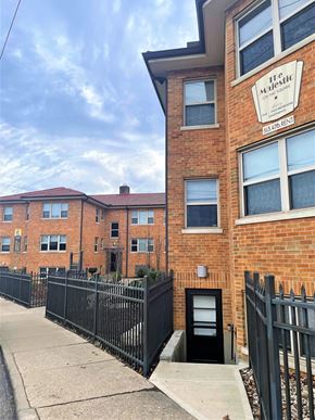 Cincinnati apartment for rent - The Majestic on The Square at Cincinnati Premier Living*, Cincinnati, 45213