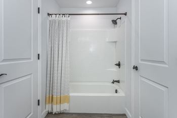 Upgraded bathroom fixtures