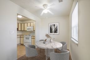 Indianapolis apartment for rent - Dining Room at Meridian Court South, Indianapolis