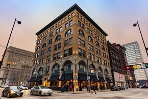 Cincinnati apartment for rent - the corner of a building on a city street