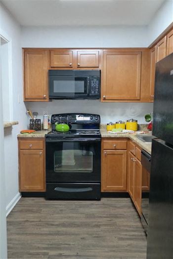 Fully furnished kitchen