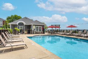 Cincinnati apartment for rent - Pool View at Hilltop Apartments, Cincinnati