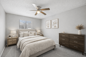 Columbus townhouse for rent - Large bed in bedroom at Timbercreek Apts, Columbus Ohio