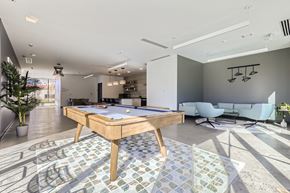 Aurora apartment for rent - stanley house