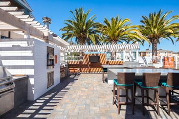 Outdoor kitchen