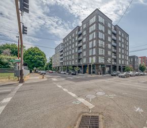 Portland apartment for rent - Front of building at Windsor Buckman, Portland, Oregon
