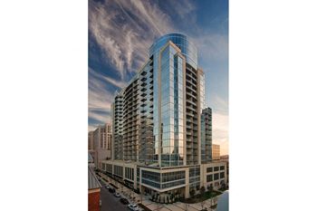 Ourcommunity-luxurious high rise residence