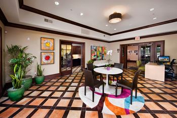 Communityamenities-leasing office